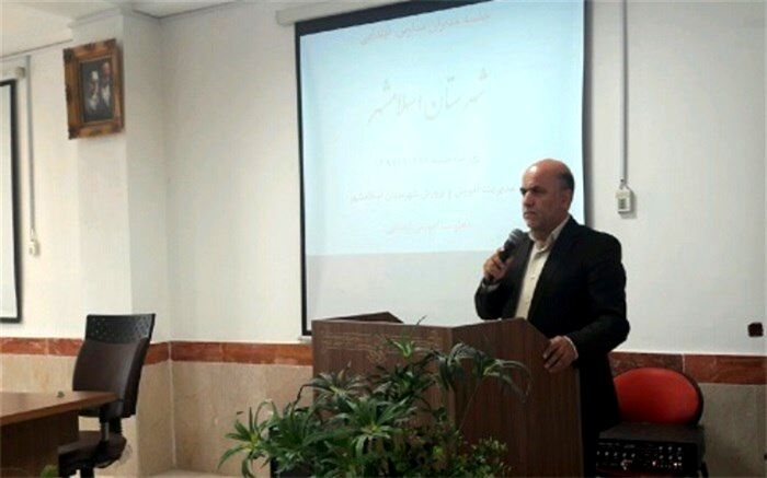 مدیر آموزش و پرورش اسلامشهر: بازدیدهمیشگی از مدارس باید به گفتمان چندجانبه تبدیل شود تا نتایج مطلوب حاصل شود
