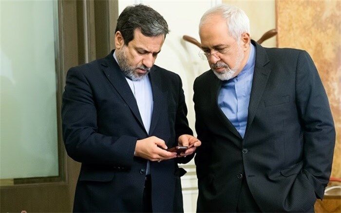 یادآوری تاریخ؛ واکنش همزمان ظریف و عراقچی به میزبانی لهستان از نشست ضدایرانی