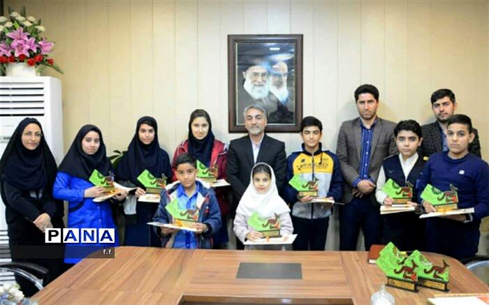 تجلیل ازافتخار آفرینان دهمین دوره جشنواره بین المللی ریاضیات کانگورو