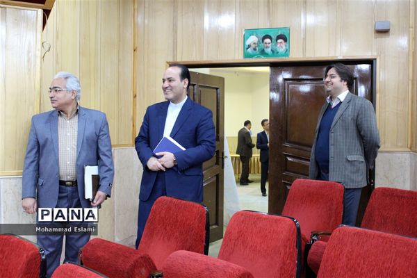 یزد، مجری دوره آموزشی  کشوری کار آفرینی