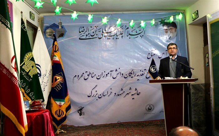طرح تغذیه رایگان دانش آموزان در سه استان خراسان بزرگ آغاز شد