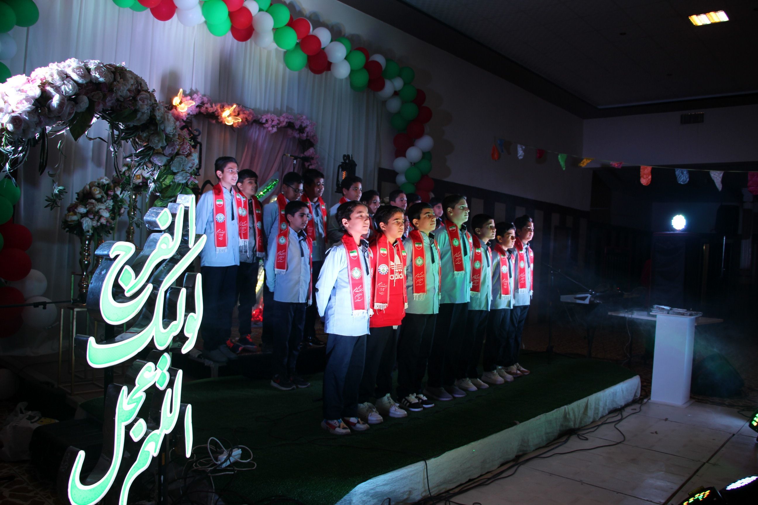 جشن بزرگ یاوران انقلاب در سروستان