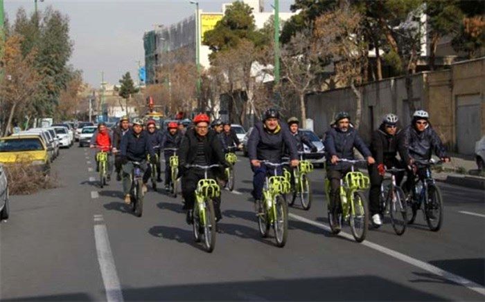 به مناسبت روز هوای پاک  مدیران شهری منطقه بیست رکاب زدند