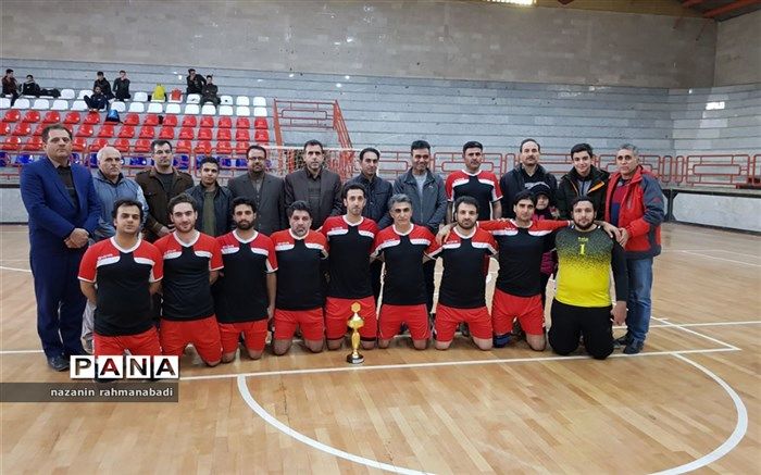 معاون تربیت بدنی و سلامت :ناحیه سه مقام قهرمانی مسابقات فوتسال کارکنان دولت را کسب کرد