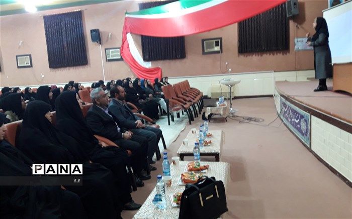 برگزاری اولین کارگاه مجمع مشورتی بانوان فرهنگی آبادان