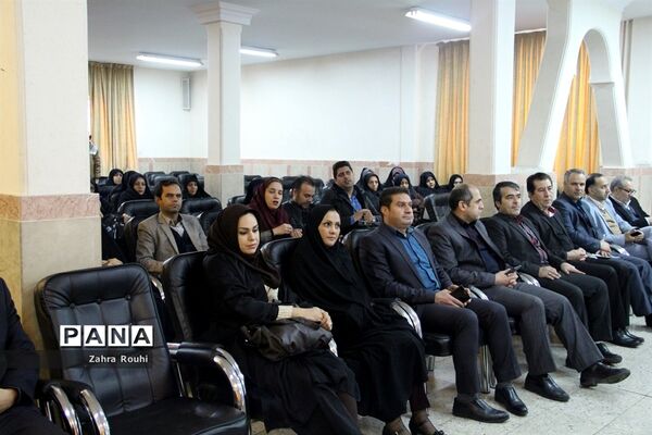 گرامیداشت هوای پاک در پژوهش‌سرای رازی شهرری