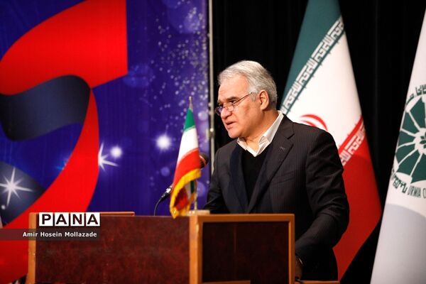 آیین تجلیل از صادرکنندگان نمونه استان آذربایجان غربی