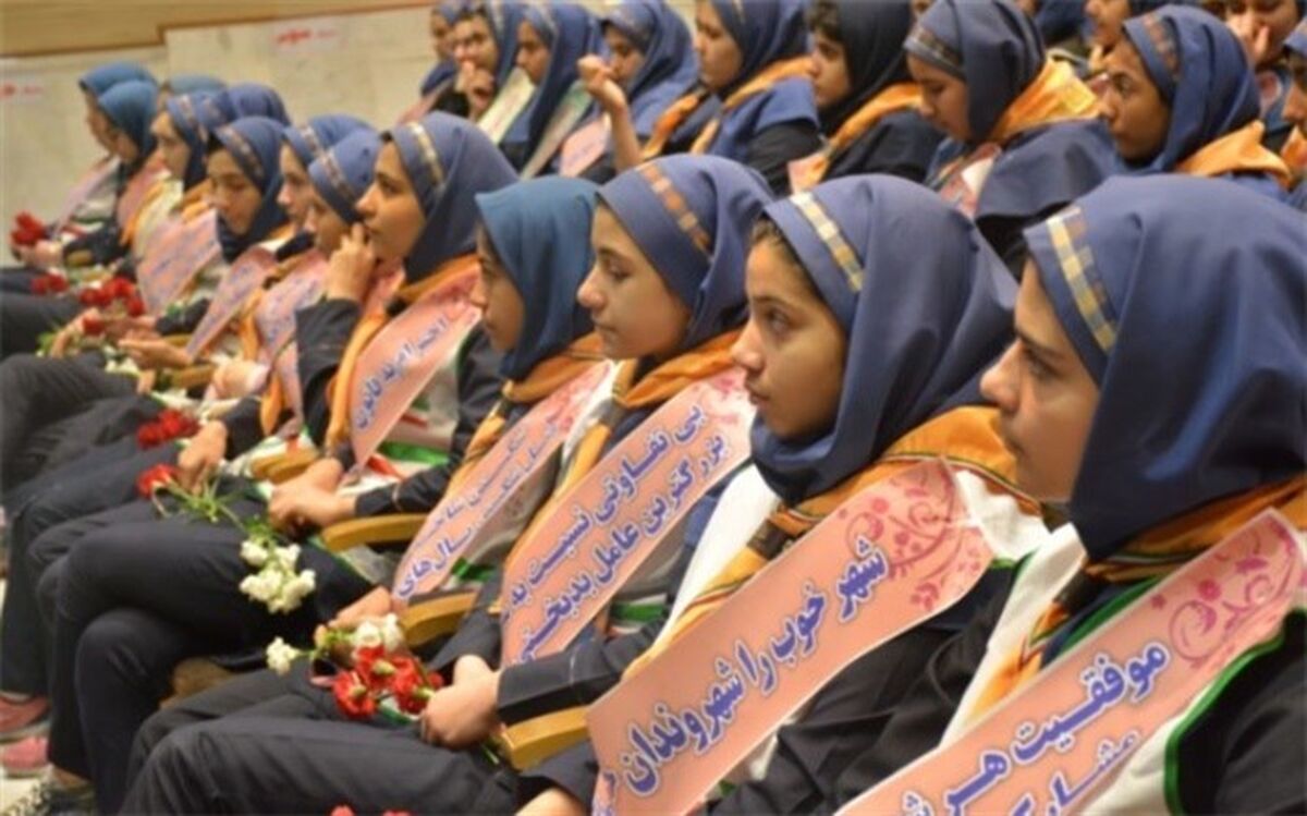 رئیس آموزش و پرورش پیربکران:وظایف خود را در قبال حقوق شهروندی بدانیم