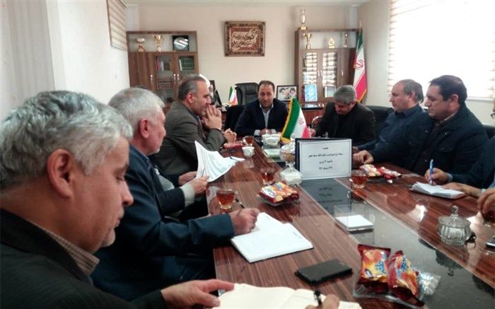 مدیر آموزش و پرورش ناحیه 2 تبریز: تنها راه فائق آمدن بر مسائل و مشکلات کشوربازگشت به اندیشه های ژرف  امام (ره) است