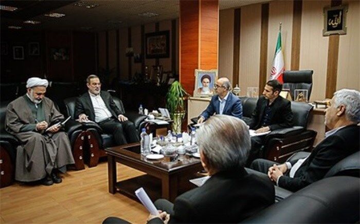 جلسه مدیرآموزش و پرورش سمیرم با وزیرآموزش و پرورش