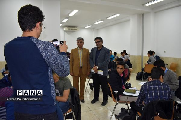 برگزاری کارسوق ویتامین B (مسابقه گروهی زیست شناسی) ویژه مدارس سمپاد