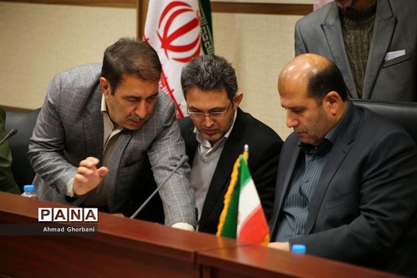 جلسه کمیته‌های ستاد بزرگداشت چهلمین سال پیروزی انقلاب در فرمانداری ساری