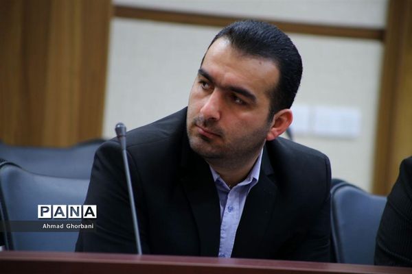 جلسه کمیته‌های ستاد بزرگداشت چهلمین سال پیروزی انقلاب در فرمانداری ساری