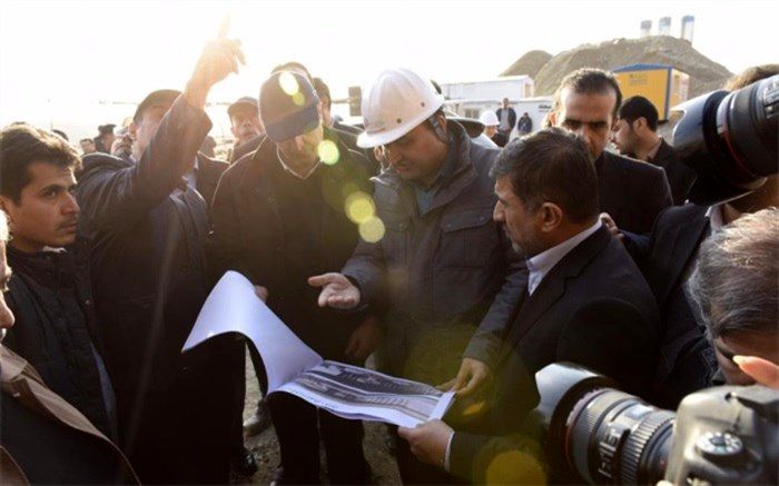 وزیر راه و شهرسازی  از پروژه  آزاد راه تهران- شمال بازدید کرد