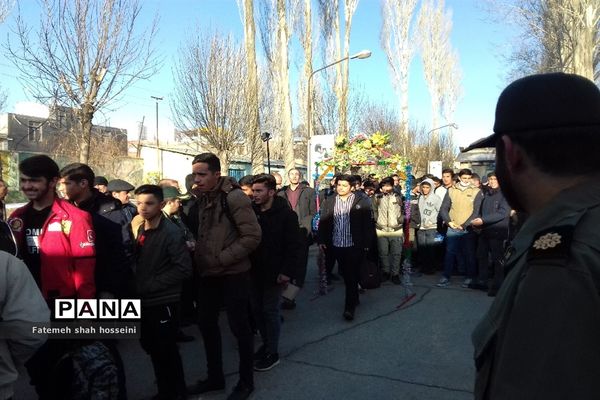 اعزام دانش‌آموزان پسر شهرستان فیروزکوه به اردوی راهیان نور
