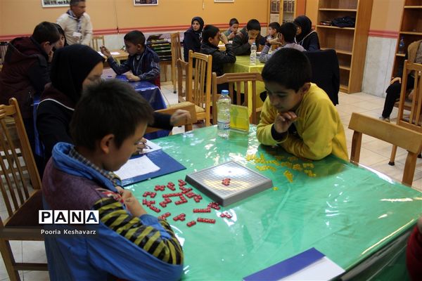 دومین روز مسابقات بازی های فکری در شیراز
