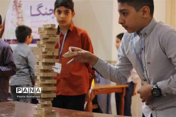 دومین روز مسابقات بازی های فکری در شیراز