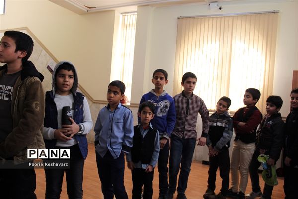 مسابقات بازی های فکری دانش‌آموزان پسر در فارس
