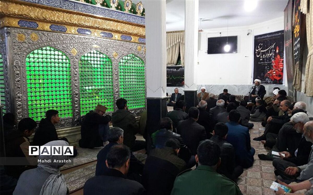 دعای کمیل در امامزاده نصرآباد خوسف برگزار شد