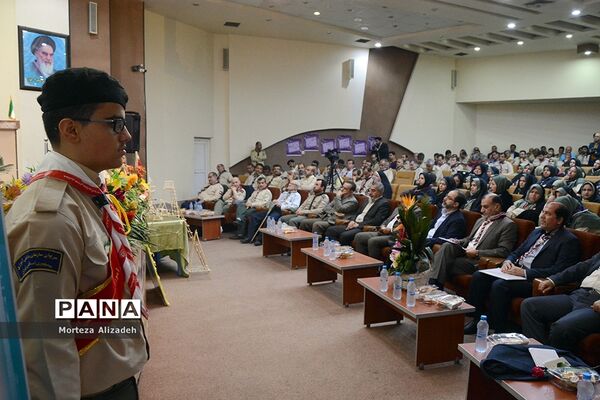 گردهمایی مربیان پیشتاز سازمان دانش‌آموزی خوزستان بمناسبت چلمین سالگردپیروزی انقلاب اسلامی اهواز-2