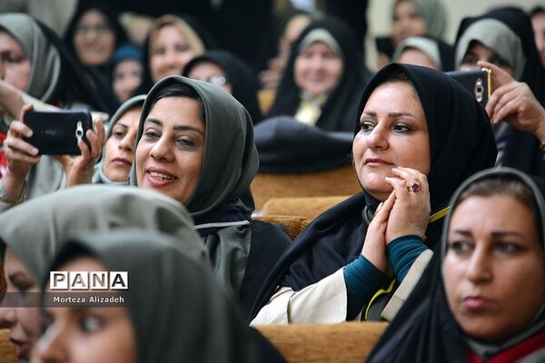 گردهمایی مربیان پیشتاز سازمان دانش‌آموزی خوزستان بمناسبت چلمین سالگردپیروزی انقلاب اسلامی اهواز-2