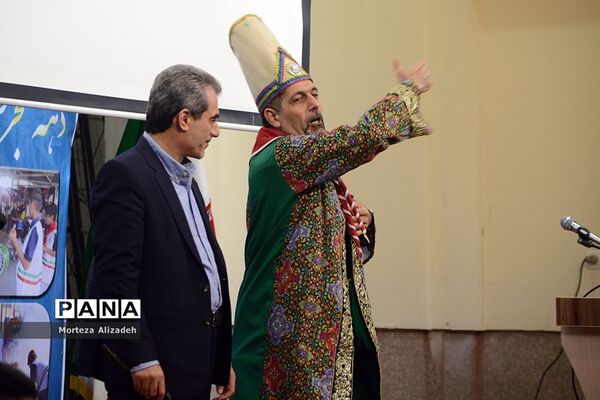 گردهمایی مربیان پیشتاز سازمان دانش‌آموزی خوزستان بمناسبت چلمین سالگردپیروزی انقلاب اسلامی اهواز-2