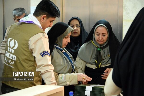 گردهمایی مربیان پیشتاز سازمان دانش‌آموزی خوزستان بمناسبت چلمین سالگردپیروزی انقلاب اسلامی اهواز-1