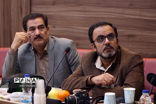 اولین نشست هیات اندیشه‌ورز معاونان توسعه مدیریت و پشتیبانی شهرستان‌های استان تهران