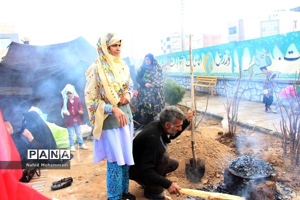 جشنواره خاوران شناسی درآموزشگاه دکتر غفرانی شهرستان بیرجند