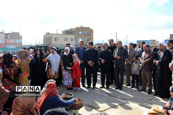 جشنواره خاوران شناسی درآموزشگاه دکتر غفرانی شهرستان بیرجند