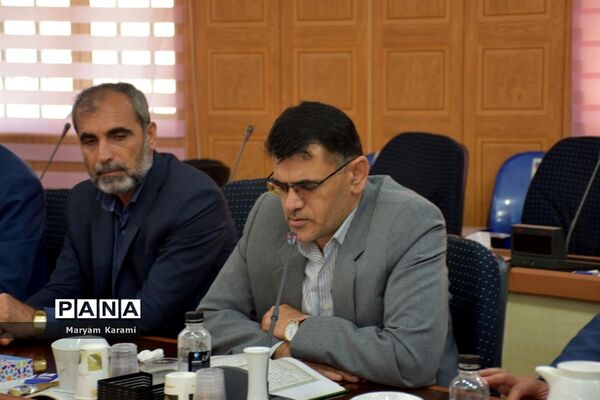 نشست مشترک روسا و معاونان آموزش و پرورش و سازمان دانش‌آموزی استان بوشهر
