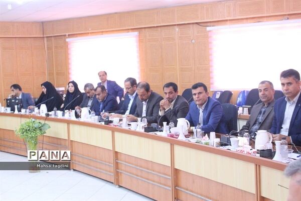 نشست مشترک روسا و معاونان آموزش و پرورش و سازمان دانش‌آموزی استان بوشهر