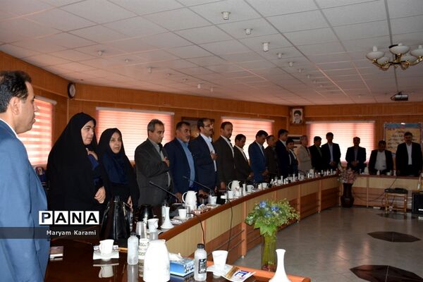 نشست مشترک روسا و معاونان آموزش و پرورش و سازمان دانش‌آموزی استان بوشهر