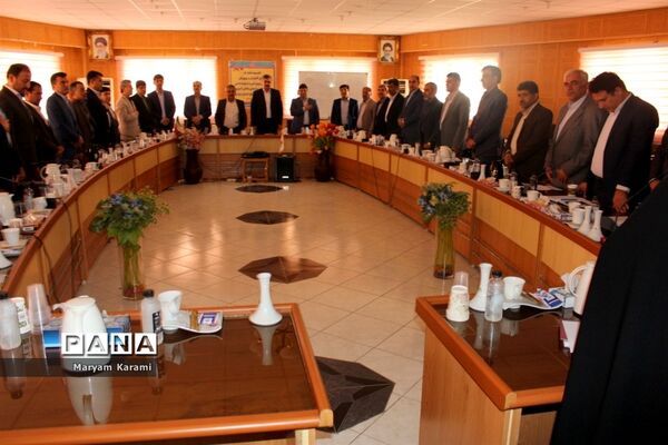 نشست مشترک روسا و معاونان آموزش و پرورش و سازمان دانش‌آموزی استان بوشهر