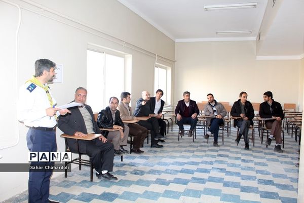 انتخابات مجامع اعضاء و مربیان پیشتاز استان همدان