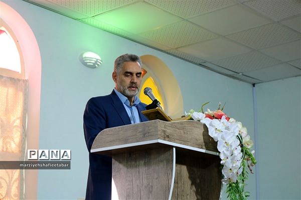 افتتاحیه گردهمایی مدیران وسرپرستان مدارس استان خراسان جنوبی
