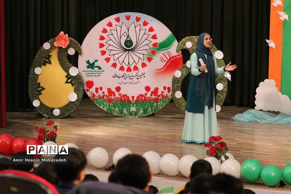 ضبط برنامه کودک در کانون پرورش فکری کودکان و نوجوانان آذربایجان غربی