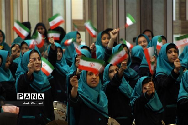 افتتاح کانون فرهنگی، تربیتی دانش‌آموزی امام خمینی (ره) در حرم امام راحل