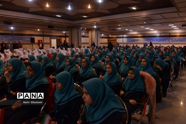 افتتاح کانون فرهنگی، تربیتی دانش‌آموزی امام خمینی (ره) در حرم امام راحل