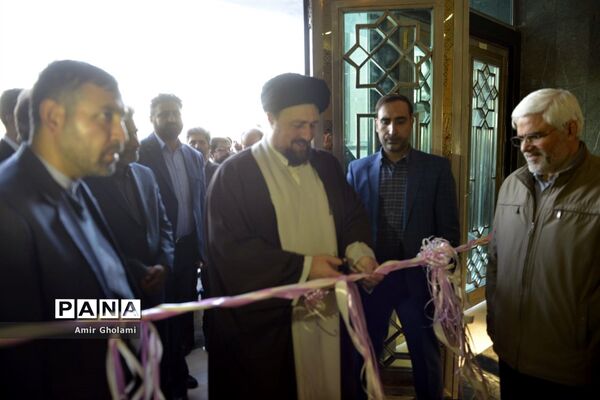 افتتاح کانون فرهنگی، تربیتی دانش‌آموزی امام خمینی (ره) در حرم امام راحل