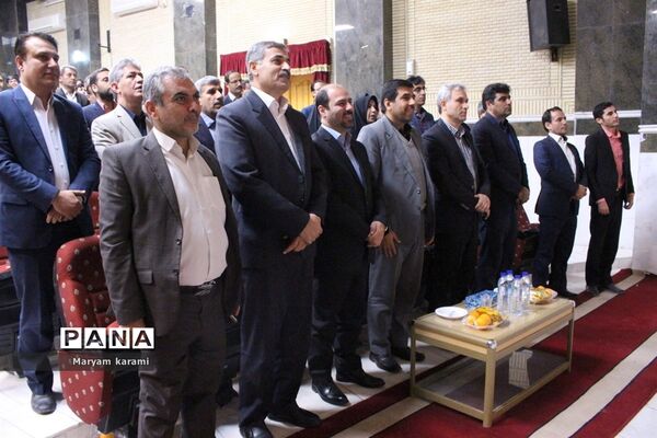 همایش تجلیل از طلایه‌داران فرهنگی در عرصه خیر و احسان در بوشهر-1