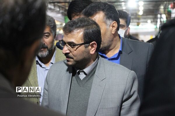 افتتاح نمایشگاه دستاوردهای چهل ساله انقلاب در بیرجند