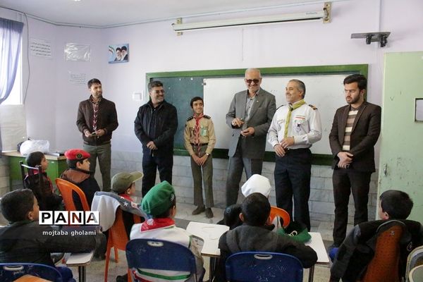 کارگاه‌های آموزشی مهارت‌های اجتماعی پیشتازان