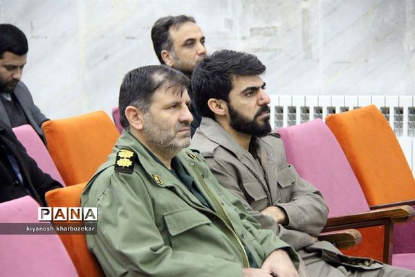 نهضت روشنگری (چهلمین سالگرد  انقلاب اسلامی) بسیج فرهنگیان ارومیه