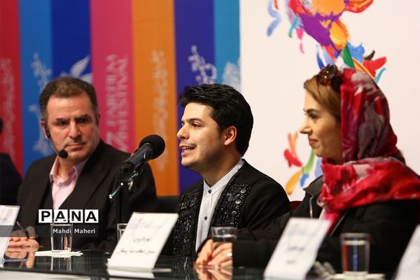 نشست‌های پرسش و پاسخ فیلم‌های دومین روز سی و هفتمین جشنواره فیلم فجر