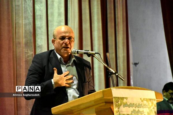 تجلیل از نخبگان علمی شهرستان بابلسر
