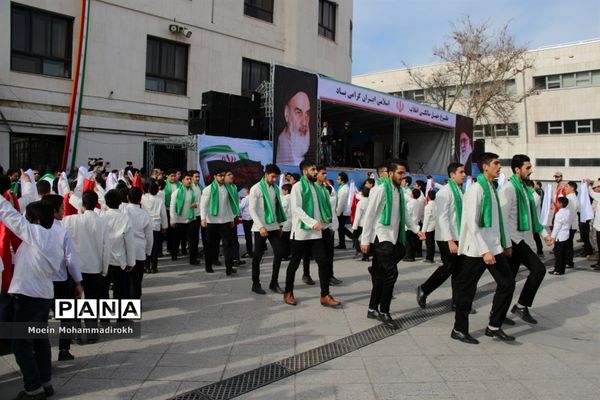 بزرگداشت چهلمین سالگرد ورود امام خمینی به ایران در مشهد