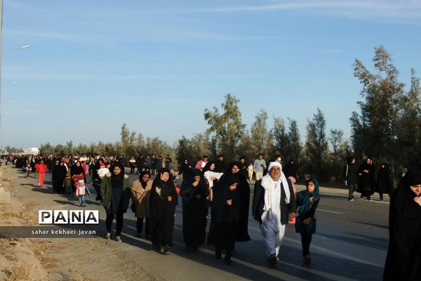 برگزاری همایش بزرگ پیاده‌روی خانوادگی در شهرستان زهک