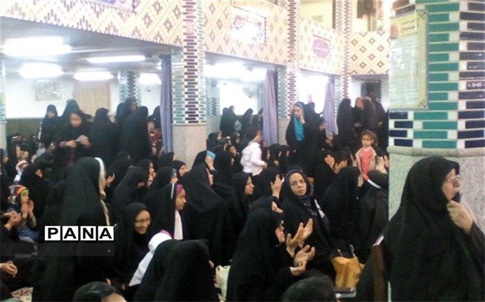 برگزاری دعای ندبه دبستان سیدالشهدا در امامزاده جعفر