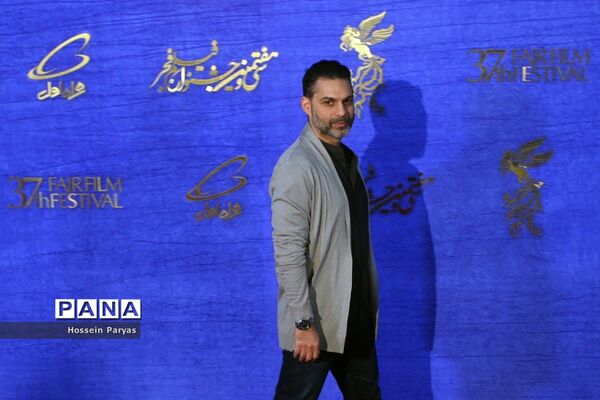 در حاشیه سومین  روز سی و هفتمین جشنواره فیلم فجر